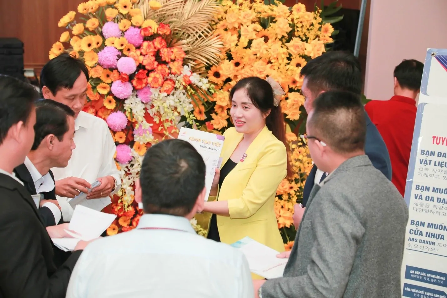 Dịch vụ marketing online trọn gói: giải pháp hiệu quả cho doanh nghiệp 1 Dịch vụ marketing online trọn gói
