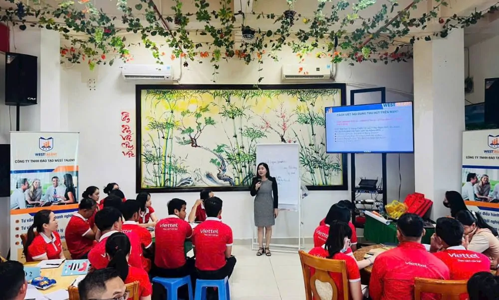 Khoá học quảng cáo Facebook chuyên sâu, thành thạo từ A – Z 6 khóa học quảng cáo Facebook chuyên sâu