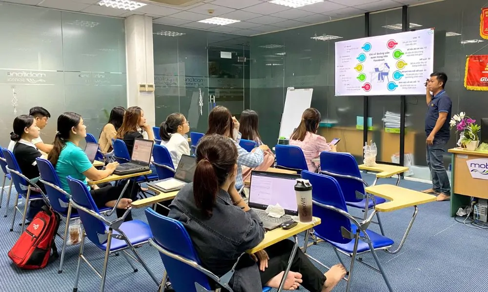 Lộ trình làm chủ digital marketing cho người mới bắt đầu tại Cần Thơ 2 digital marketing cho người mới bắt đầu