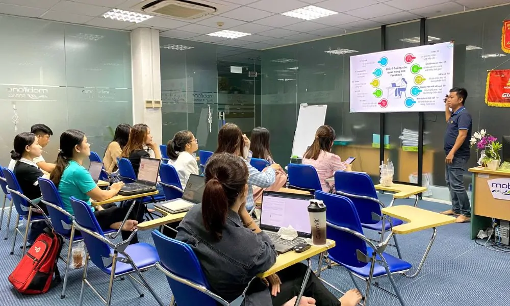 Digital Marketing cho nhà quản lý: 5 điều cần lưu ý khi triển khai 6 Digital marketing cho nhà quản lý