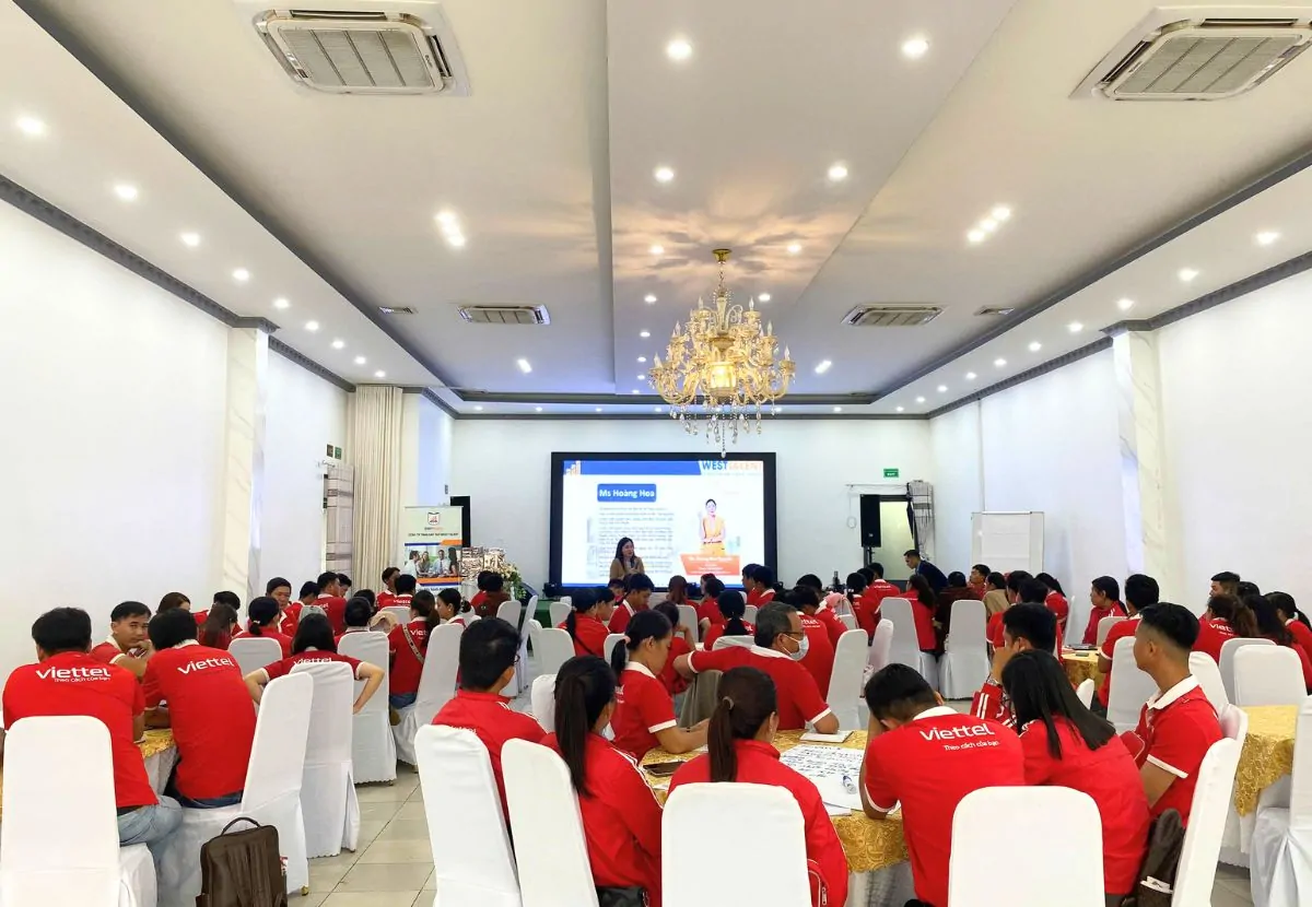 Khóa đào tạo tăng doanh thu bán hàng của Sáng Tạo Việt Media dành cho học viên Viettel 1 Khoa-dao-tao-sang-tao-viet-media-danh-hoc-vien-viettel